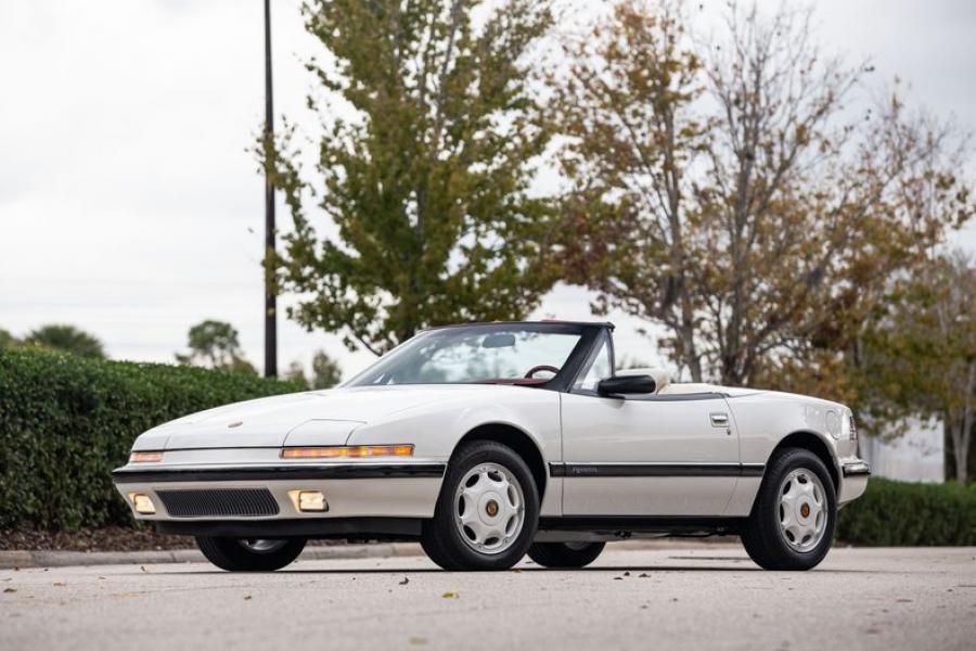  Buick Reatta Convertible Select 60 (4EC97) 1990 года  (фото 47 из 49)
